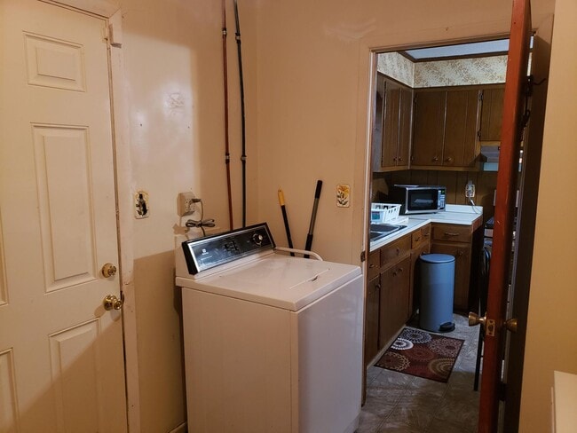 Building Photo - 3431 Winesap Way