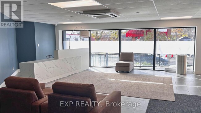 Building Photo - 1 Falaise Rd