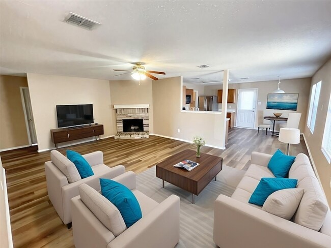 Foto del edificio - 5405 Shiver Rd