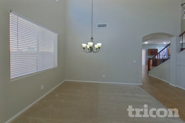 Building Photo - 22079 Dietz Dr