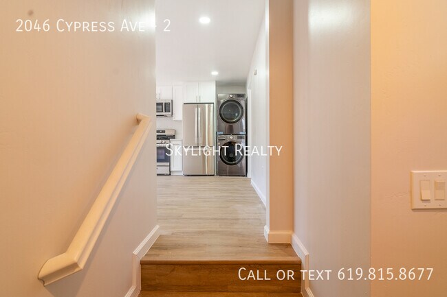 Building Photo - 2046 Cypress Ave.