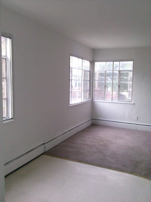Building Photo - 164 Chapin St - 64-231