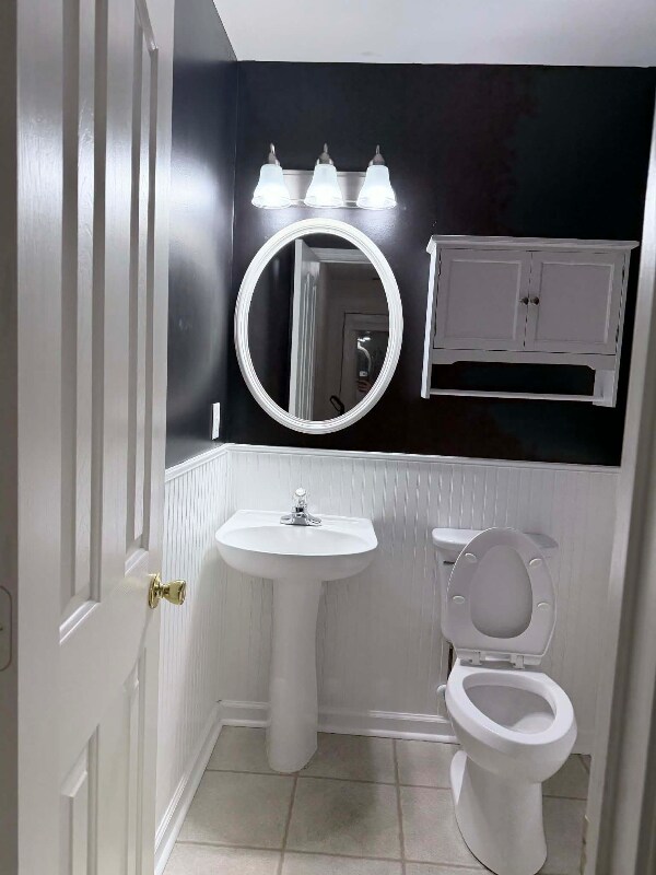 Foto del edificio - 5425 Port Royal Dr