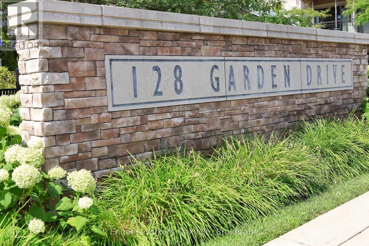 Primary Photo - 128-128 Garden Dr