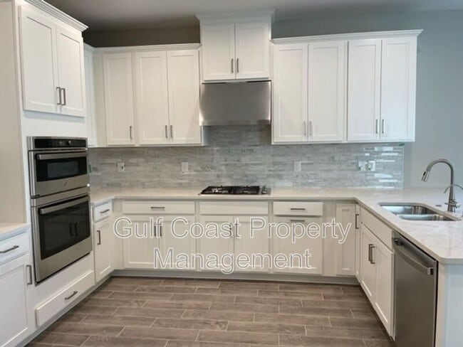 Building Photo - 15344 Isla Palma Ln