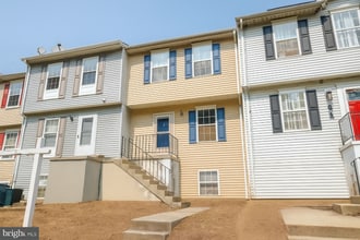 Building Photo - 645 Nollmeyer Rd