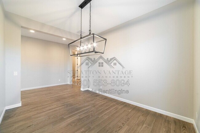 Building Photo - 9625 E Solina Ave