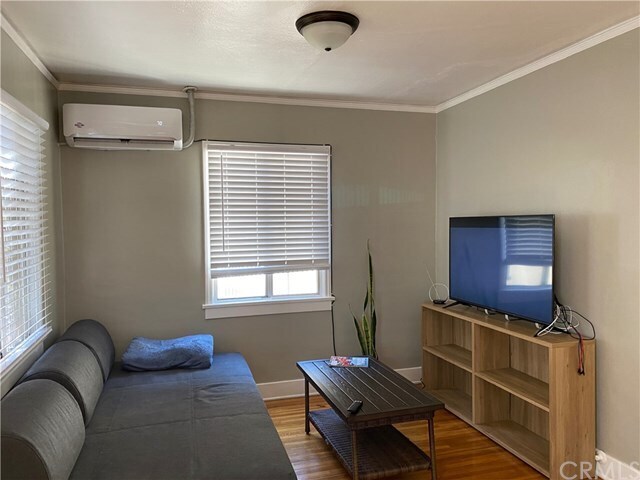 Foto del edificio - 1712 Gillette Crescent