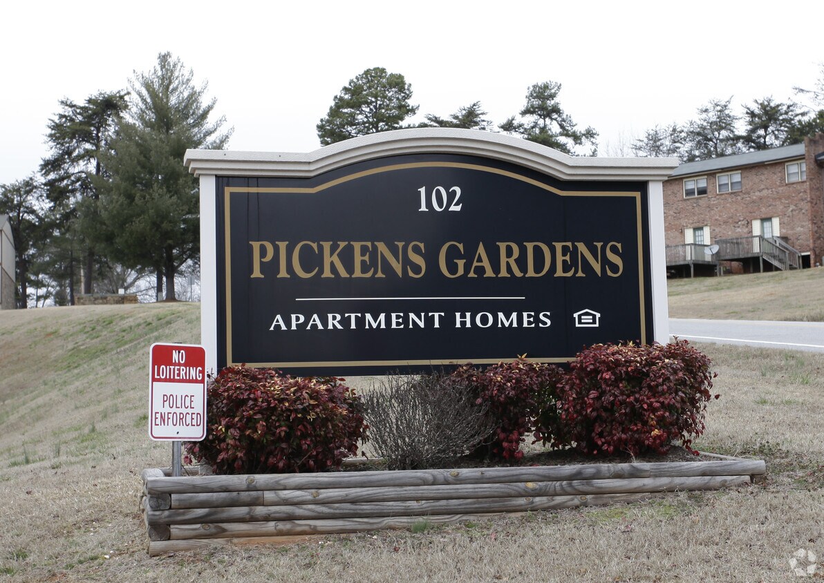 Pickens Gardens Apartments in Pickens, SC
