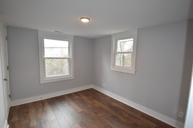 Foto del edificio - 2 Bed/1 Bath-Charming Home in the Heart of Gallatin – Available Now!