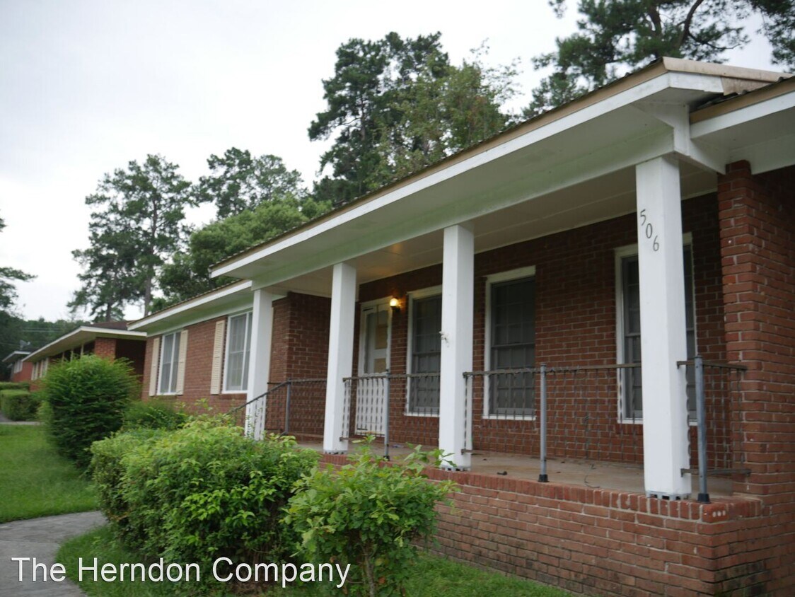 3 br, 2 bath House 506 Roberts Street House Rental in Valdosta, GA
