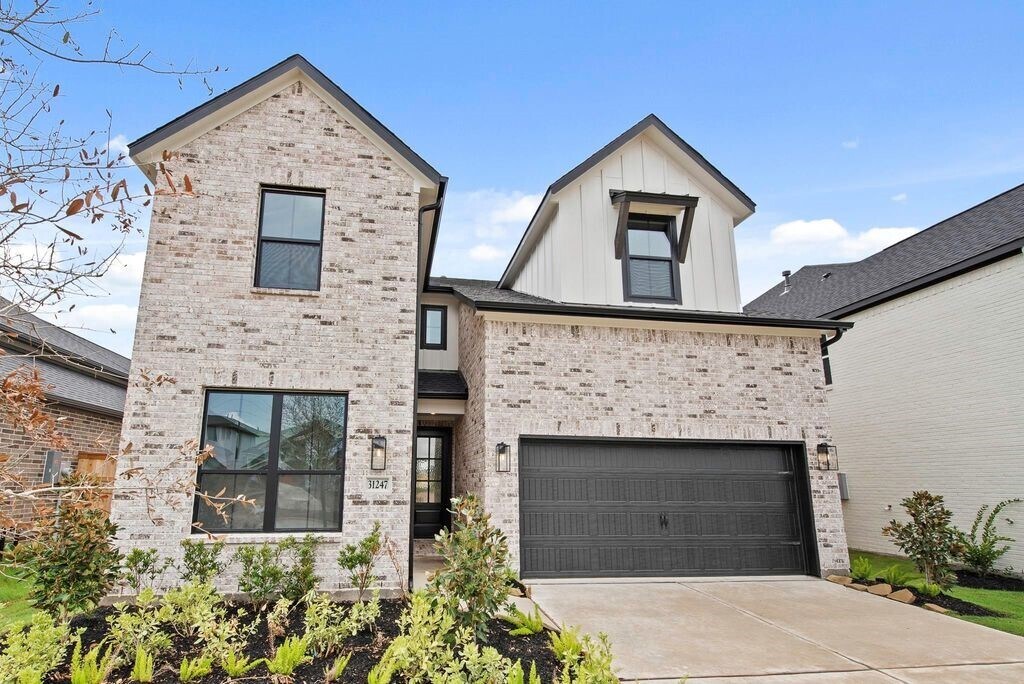 Primary Photo - 31247 Riley Hts Dr