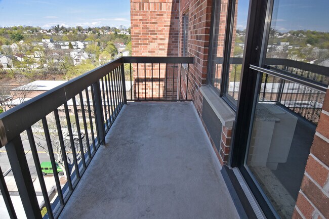 Private Terrace - 50 Columbus Ave