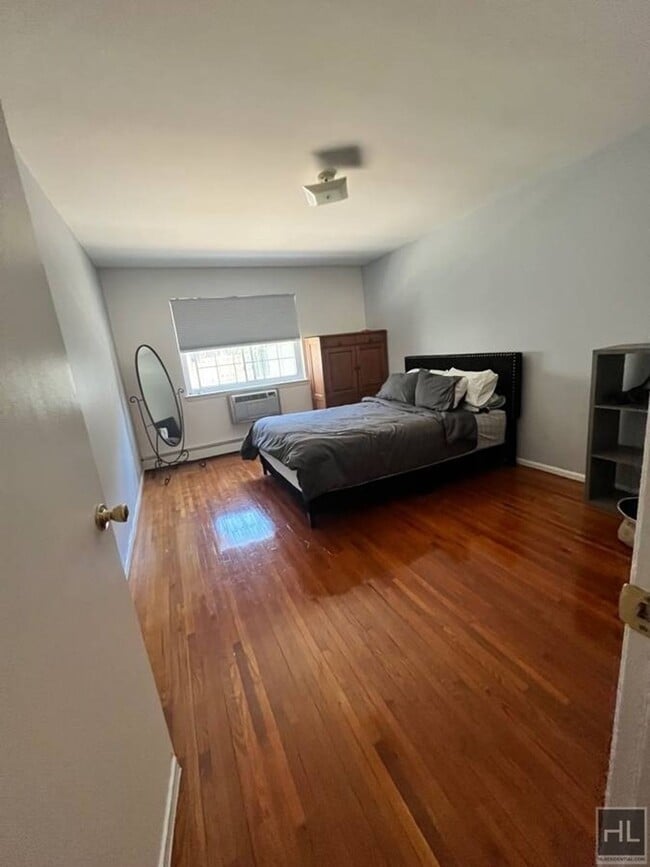 Building Photo - 74 STREET