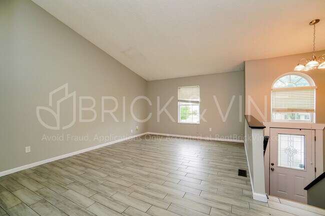 Foto del edificio - 1628 Westmeadow Drive