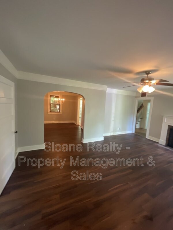 Building Photo - 486 Woodland Shores Rd