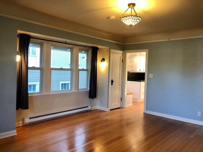 Foto del edificio - West Seattle Beautifully renovated 3bd/2 f...