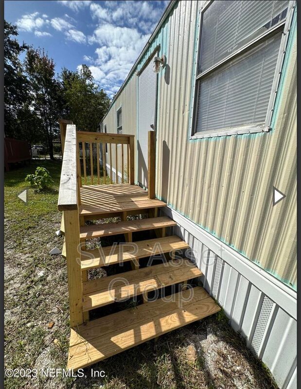 Building Photo - 950 Sidney St