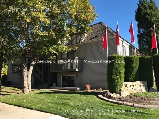 Primary Photo - River Terrace, 1360 W River St #112
