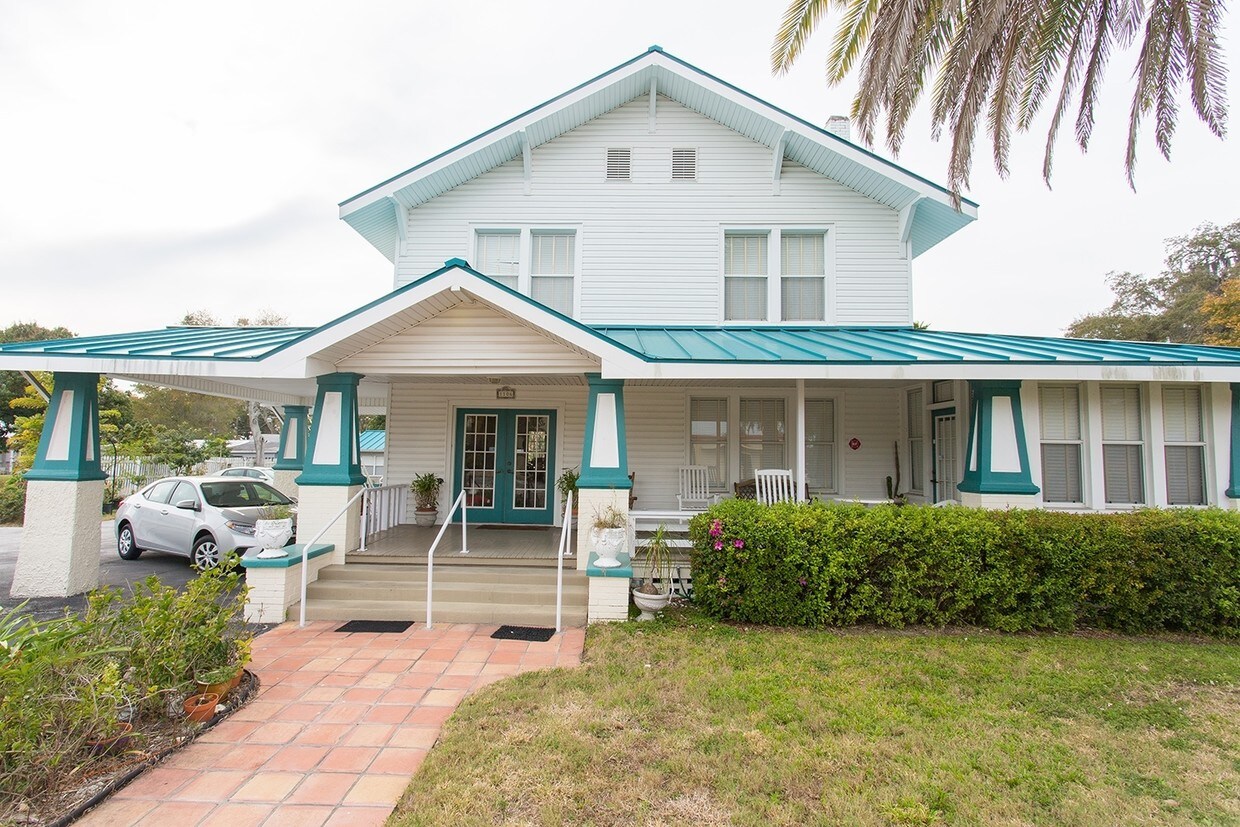 Foto principal - 1106 N Ft. Harrison Ave
