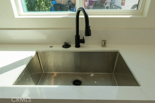 Foto del edificio - 2613 Strawberry Ln