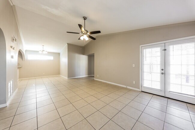 Foto del edificio - 3104 N Copenhagen Dr