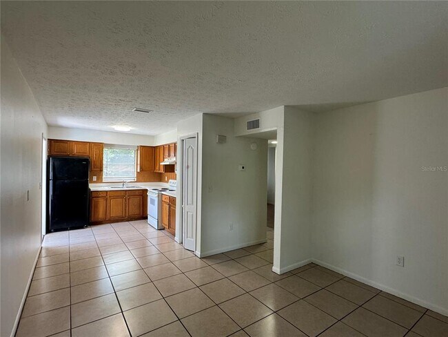 Foto del edificio - 9209 N Hartts Dr