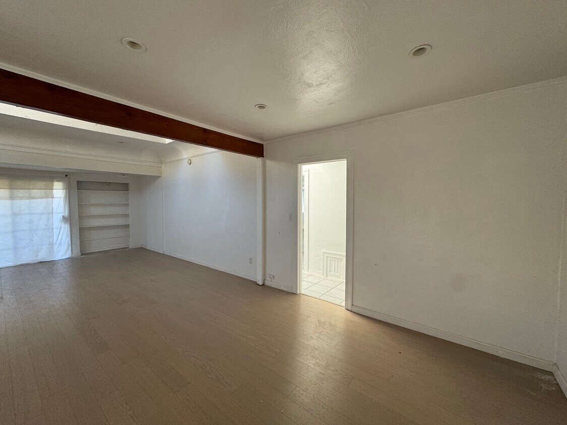 Foto del edificio - 2217 Selby Ave