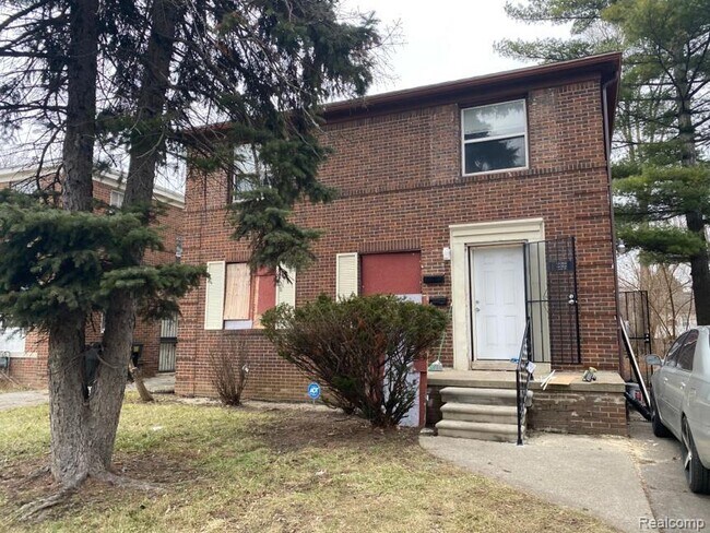 19350 Hoover St Detroit Mi 48205 House For Rent In Detroit Mi