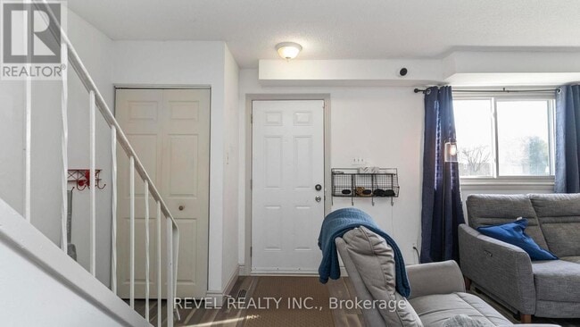 Building Photo - 421 Griffith St