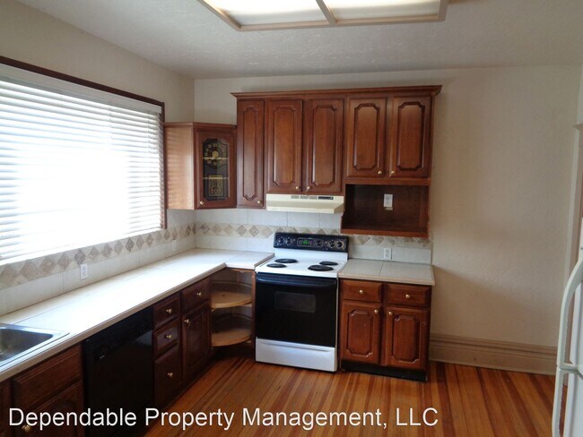 Building Photo - 5 br, 2 bath House - 1728 11th Avenue