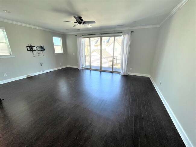 Building Photo - 1722 Pat Garrett St