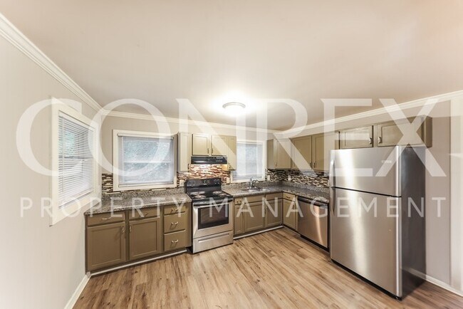 Building Photo - Beautiful 4 Bedroom in Birmingham