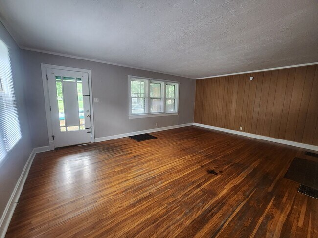Foto del edificio - 2 Bedroom Home