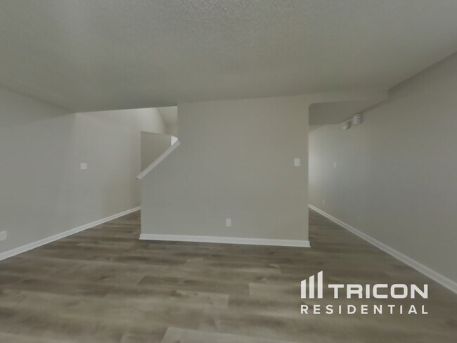 Foto del edificio - 10990 Clear Spring Dr