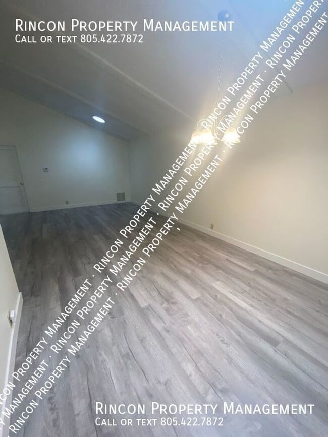 Building Photo - Newly Updated Cul de Sac Home in Ventura *...