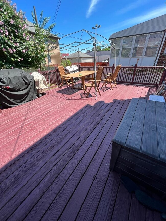 Building Photo - 4223 193rd St