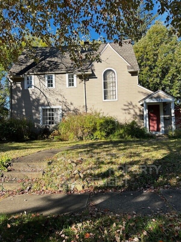 Foto principal - 572 Sunset View Dr