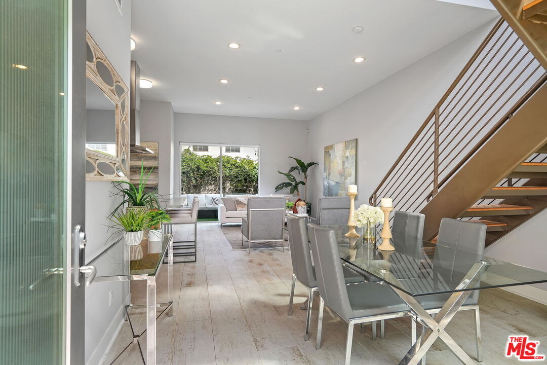 1524 11th St Unit C, Santa Monica, CA 90401 Condo for Rent in Santa