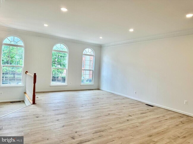 Building Photo - 20168 Plum Ridge Terrace