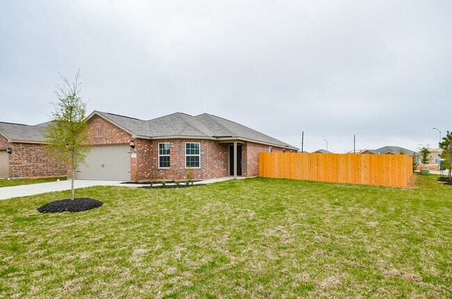 Foto del edificio - 329 Killam County Dr