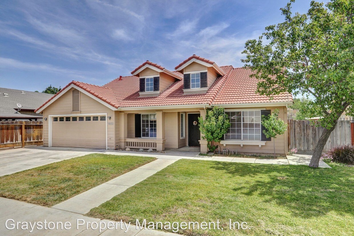 1852 Boalt Dr, Los Banos, CA 93635 House Rental in Los Banos, CA