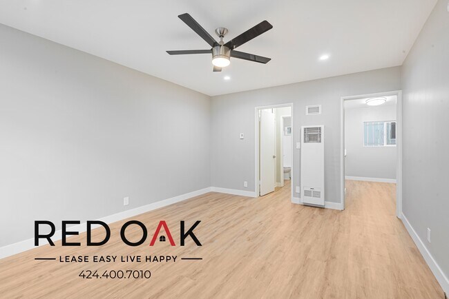 Foto del edificio - ~2 Weeks FREE~ Spacious Studio Bedroom wit...