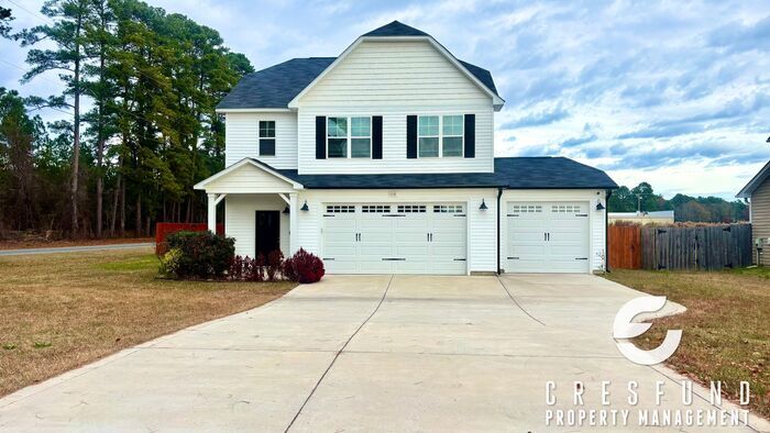 Foto principal - 4 Bedroom Close to FT. Bragg will have you saving big with Solar Panels