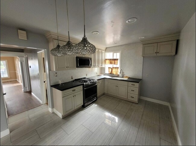 Foto del edificio - 15515 Harvest Ave