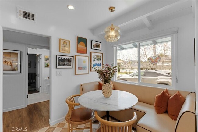 Building Photo - 23936 Nomar St