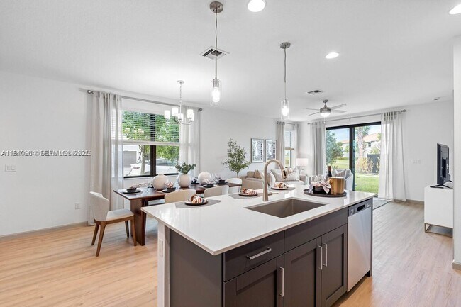 Foto del edificio - 13138 Valletta Way