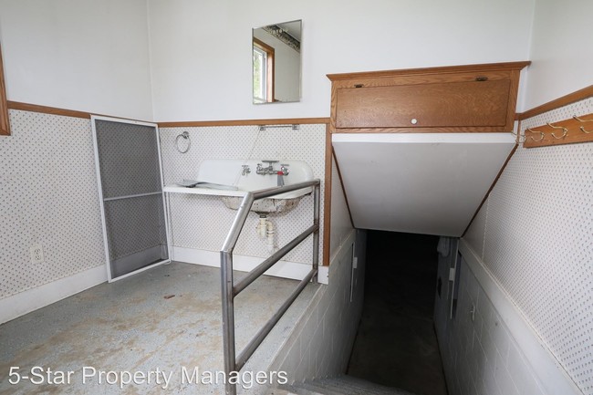 Building Photo - 5 br, 2 bath House - 26989 State Road 119