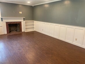 Building Photo - 5551 Lincoln Blvd