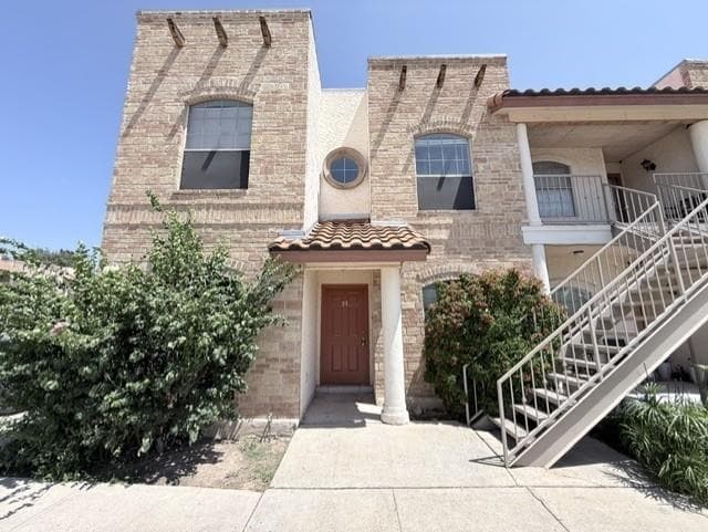 Building Photo - 1420 Musser St
